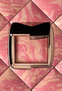 Hourglass fr new arrivals