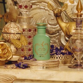 The Alchemist's Garden A Kiss from Violet - Huile Parfumée