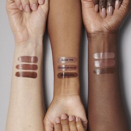 Lustreglass Lipstick - Rouge à Lèvres Brillant - Intimate Nudes