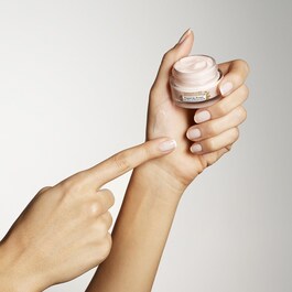 Reines - Contour des yeux anti âge gelée royale certifiée BIO