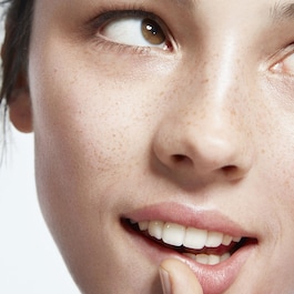 Moisture Surge Lip - Soin Lèvres Hydro-repulpant