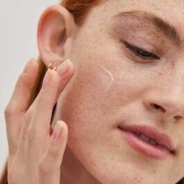 « re » evolve - Base protectrice d'éclat