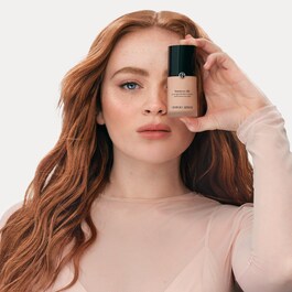 Luminous Silk Foundation - Fond de Teint Soyeux Lumineux  