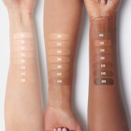 Anticernes Illuminant Surrealskin™ - Anticernes illuminant