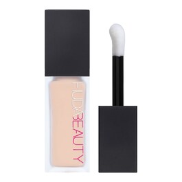 HUDA BEAUTY#FAUXFILTER Luminous Matte - Anticernes liquide 162 avis 31,00€ 344,44€ / 100ml