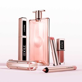 Lip Idôle Shaper  - Crayon à lèvres fini mat crémeux précision et longue tenue