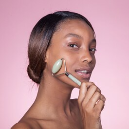 Rouleau de jade pour le visage