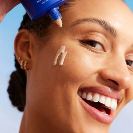Future Fluid SPF 50+ Ecran Solaire Léger Zinc