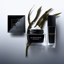 Le Soin Noir - Sérum