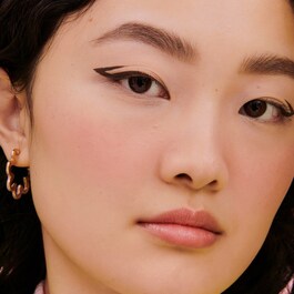 So Eggstra Brows - Le coffret sourcils de Noël avec crayon, cire et gel sourcils
