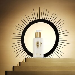 Gaultier Divine - Gel Douche Parfumé et Floral pour Femme