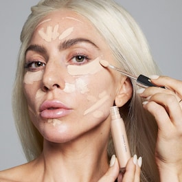 Triclone Skin Tech Hydrating Concealer - Correcteur à l'arnica fermentée