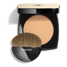 LES BEIGES POWDER Poudre CompacteCHANEL numéro 20