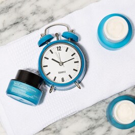 MOISTURIZING EYE BOMB - Crème contour des yeux