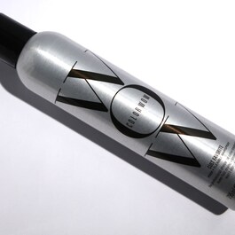 Cult Favorite - Laque légère et modulable 