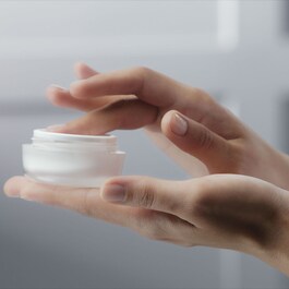 Sisleya L'intégral Anti-Age - Crème Contour Des Yeux Et Des Lèvres
