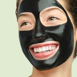 Luminizing Black Mask - Masque Noir Teint Lumineux