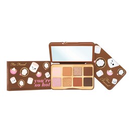 Point rouge
You're So Hot Palette De Fards À Paupière
TOO FACED