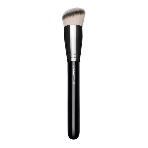Synthetic Rounded Slant Brush 170 - Pinceau Biseauté pour le Teint, M.A.C