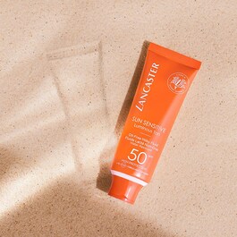 SUN SENSITIVE - Fluide Lacté Non-Gras Visage SPF50