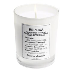 REPLICA Lazy Sunday Morning - Bougie Parfumée enveloppante, MAISON MARGIELA
