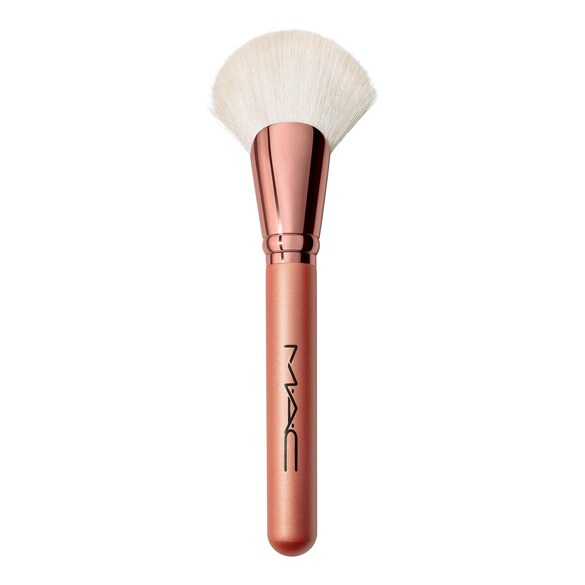 Bronzer Fan Brush 143S - Pinceau Poudre Bronzante, M.A.C