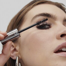 Size Up - Mascara Volume Extra Large Immédiat