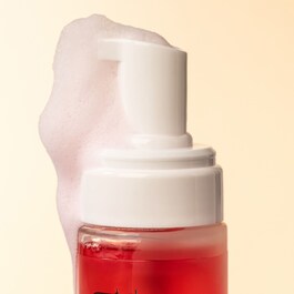 The Bubble Double – Mousse nettoyante à l'acide salicylique et à la grenade