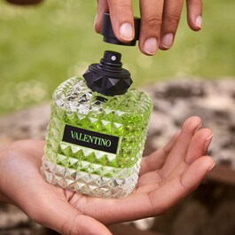Born in Roma Green Stravaganza Donna Eau de Parfum femme, Florale Ambrée Boisée