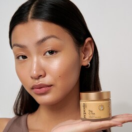 The C-Tox – Masque d'argile à la vitamine c et au curcuma