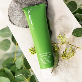 Find Your Balance Oil Control Cleanser - Nettoyant visage purifiant aux AHA