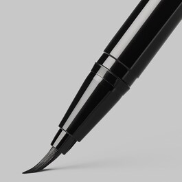 Clear Cut Liquid Eyeliner - Black Onyx