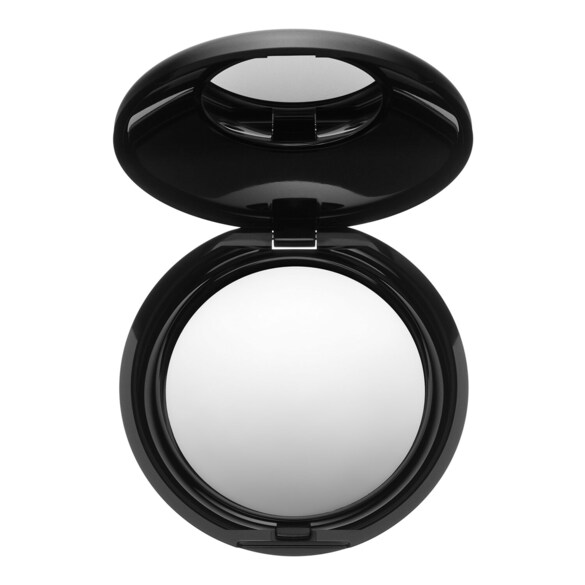 Skin Fetish: Sublime Perfection Blurring Under-Eye Powder - Poudre contours yeux, PAT McGRATH LABS