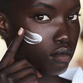 DayWear - Crème Hydratation 24h Multi-Protection SPF 15