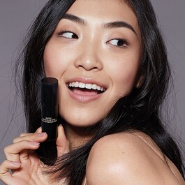 Nudies Tinted Blur Stick - Bâton estompeur teinté