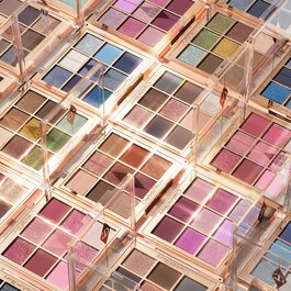 Charlotte's Palette of Beautifying Eye Trends - Palette de Fards à Paupières