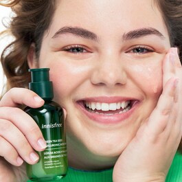 Sérum Acide Hyaluronique aux graines de Thé Vert - Sérum Visage