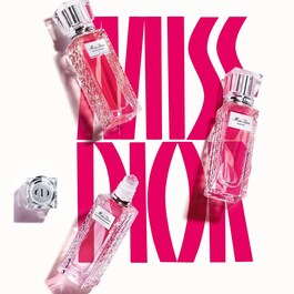Miss Dior Parfum Roller Pearl  - Parfum nomade fleuri, fruité et boisé