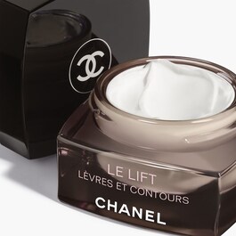 LE LIFT - Soin Lèvres et Contours