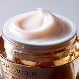 Revitalizing Supreme+ - Crème Globale Anti-Age SPF 15