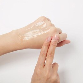 Crème Éclat Aux Cerisiers A Fleurs De Jeju