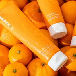 Truth Juice Daily Cleanser - Démaquillant et nettoyant visage aux PHA