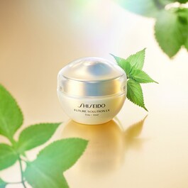 Future Solution LX - Crème Protectrice Anti-âge Jour SPF20