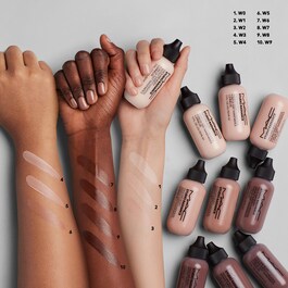 Studio Radiance Face & Body Radiant Sheer Foundation - Fond de Teint