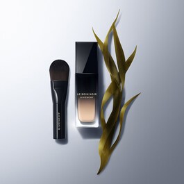 Le Soin Noir - Fond de Teint Sérum