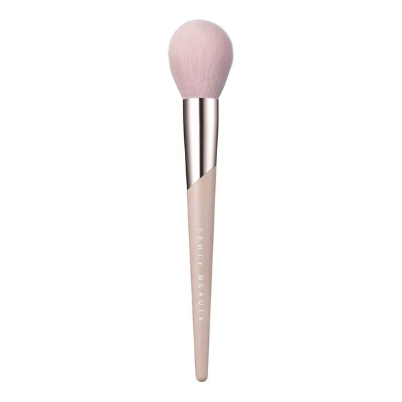 Powder Puff Setting Brush 170 - Pinceau Poudre de Finition, FENTY BEAUTY