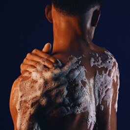 Sauvage - Gel douche parfumé pour le corps - Nettoyant et rafraîchissant