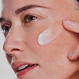 Extra-Firming Jour toutes peaux rechargeable - Crème fermeté anti-âge 