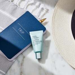 Daywear - Soin Teinté Anti-oxydant Multi-Protection SPF15 Format voyage