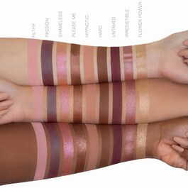 NAUGHTY NUDE - Palette de 18 ombres à paupières